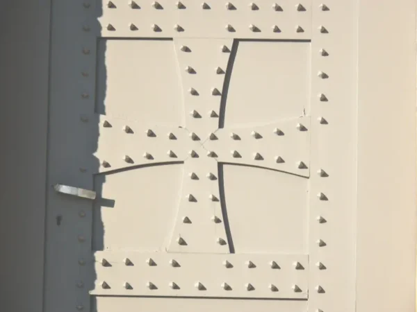 Croix des templiers sur porte