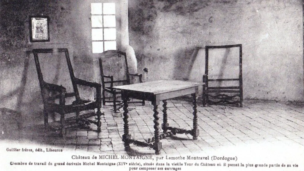 La Tour de Montaigne (Chambre de travail)