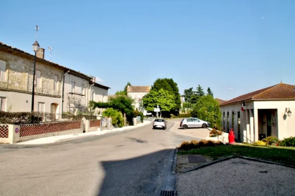 Le village
